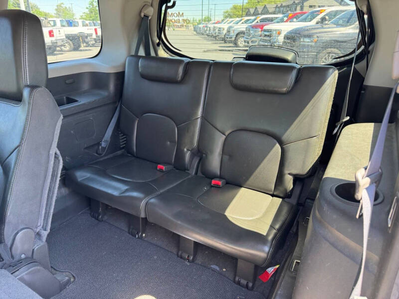2012 Nissan Pathfinder Silver Edition