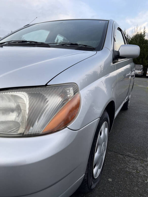 2000 Toyota Platz Echo