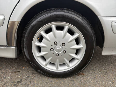 2000 Mercedes-Benz E-Class E 320 4MATIC