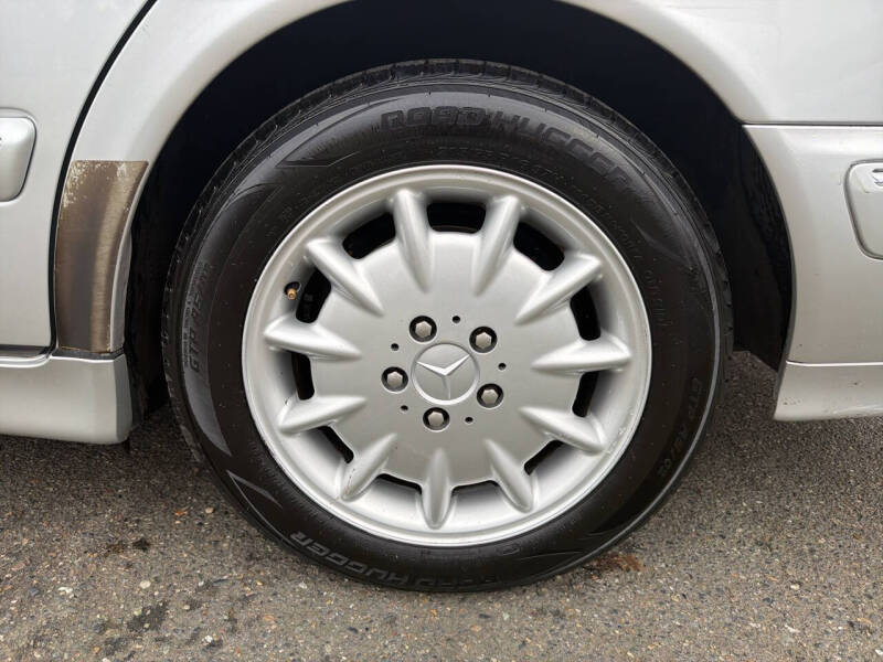 2000 Mercedes-Benz E-Class E 320 4MATIC