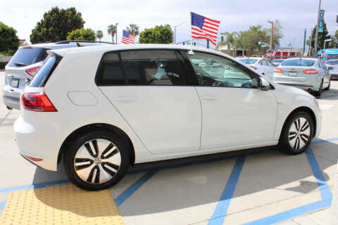 2016 Volkswagen e-Golf SE