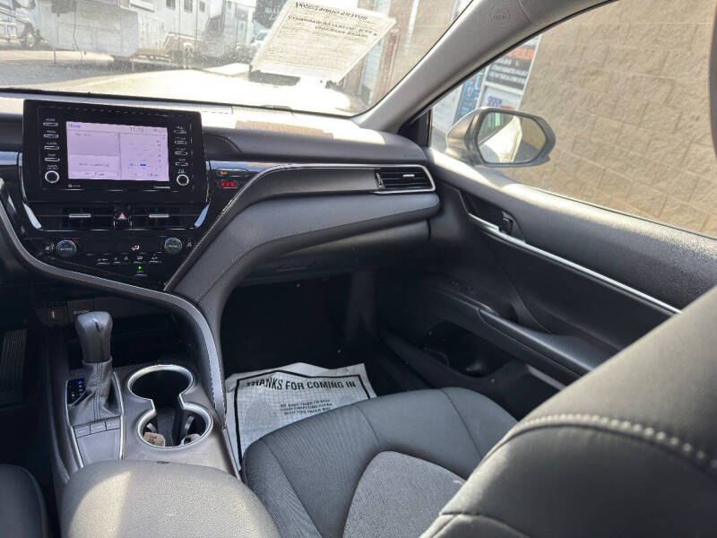 2023 Toyota Camry LE