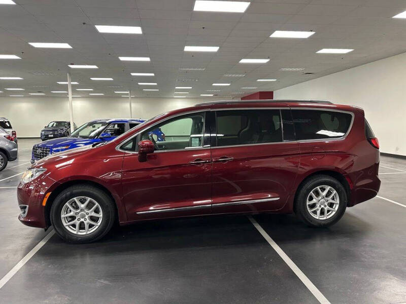 2020 Chrysler Pacifica Touring L