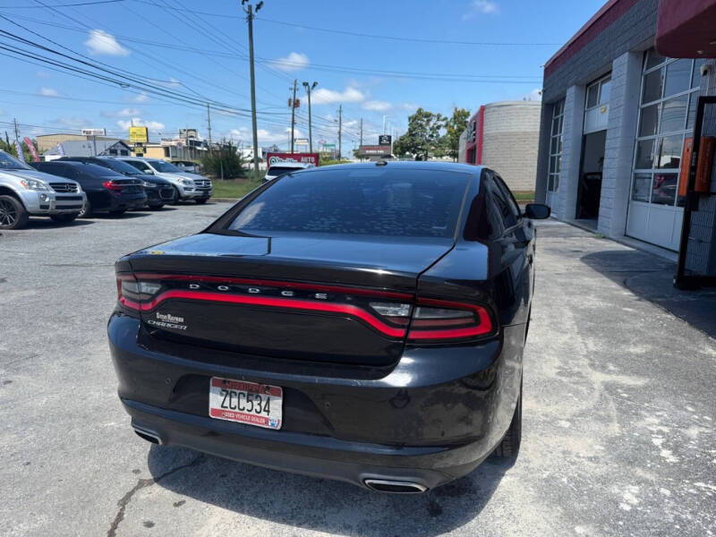 2016 Dodge Charger SE
