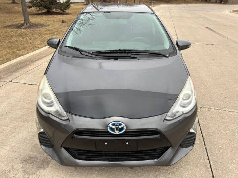 2016 Toyota Prius c for sale at Denali Motors in Addison IL