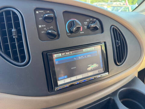2006 Ford E-Series E-250