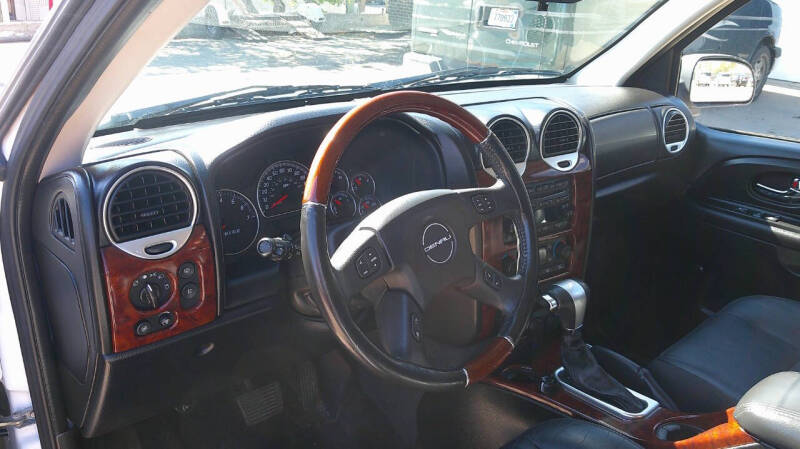 2005 GMC Envoy XL Denali