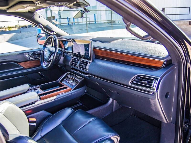 2024 Lincoln Navigator Premiere