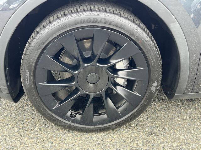 2024 Tesla Model Y Long Range