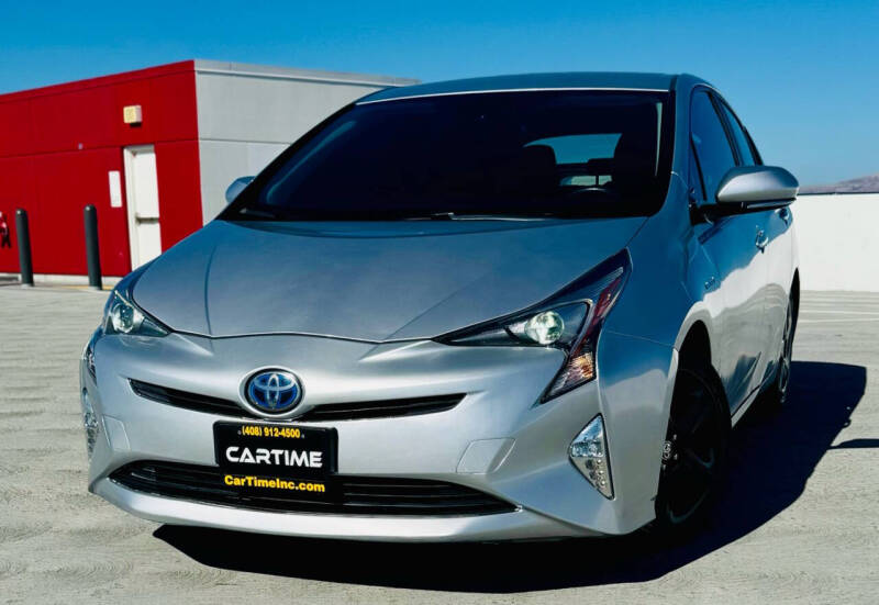 2016 Toyota Prius Four Touring
