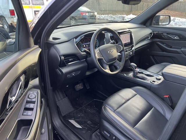2023 Chevrolet Traverse RS
