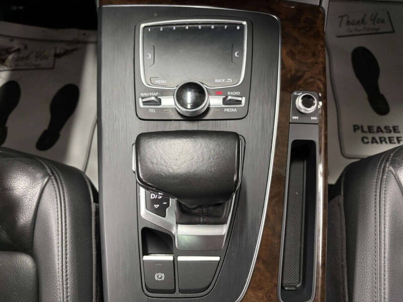 2018 Audi Q5 2.0T quattro Premium Plus