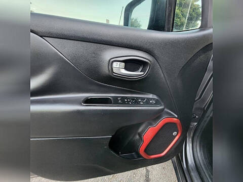 2016 Jeep Renegade Trailhawk