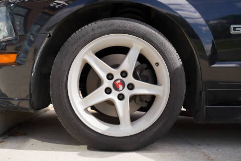 2007 Ford Mustang GT Deluxe