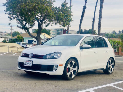2012 Volkswagen GTI Base PZEV