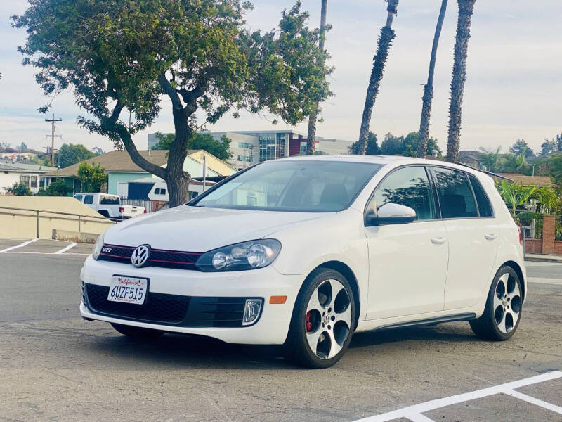 2012 Volkswagen GTI Base PZEV