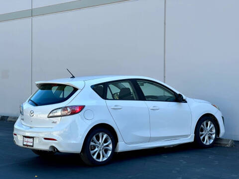 2010 Mazda MAZDA3 s Grand Touring