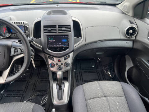 2013 Chevrolet Sonic LT Auto