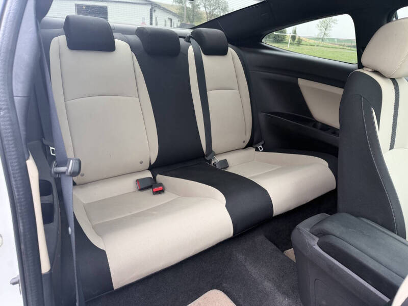 2016 Honda Civic LX-P
