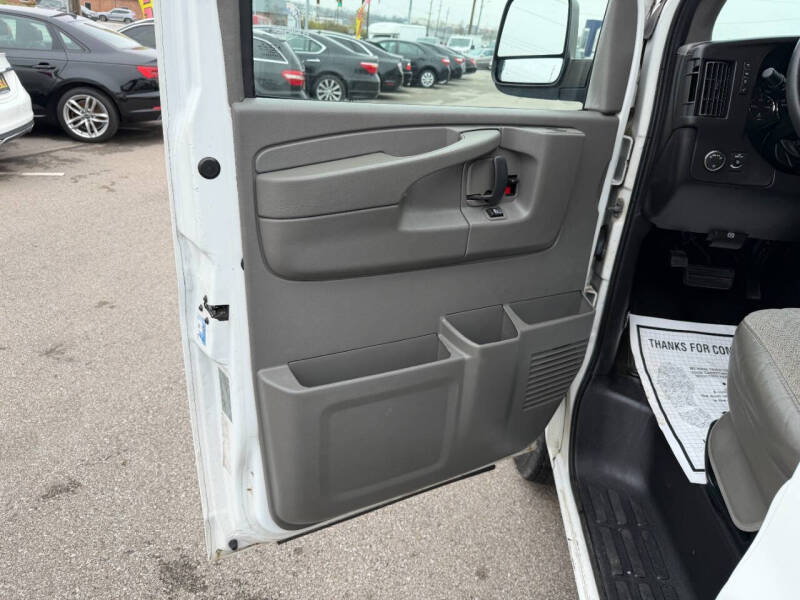 2013 Chevrolet Express LT 3500