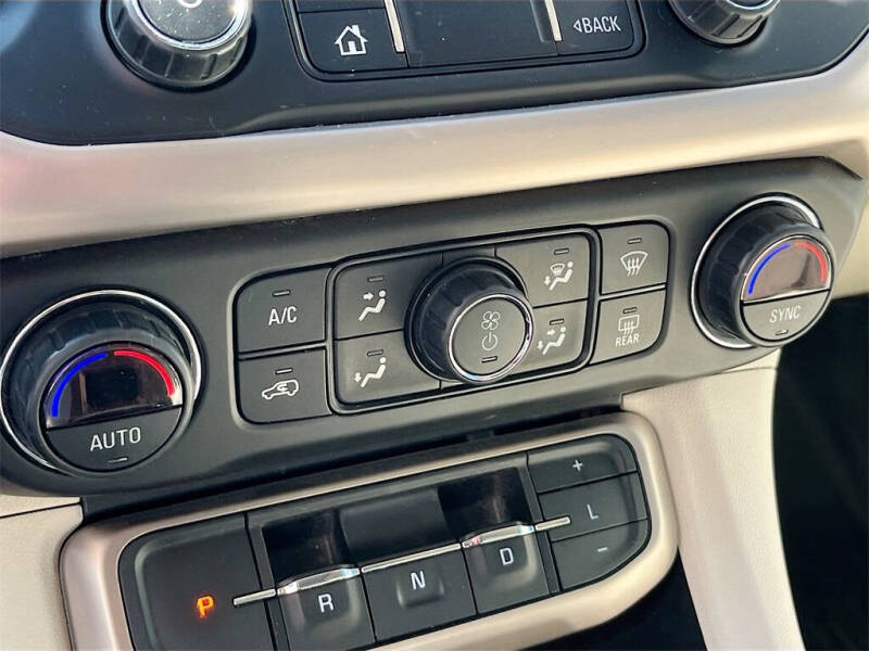 2020 GMC Acadia Denali