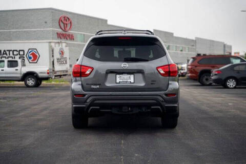 2020 Nissan Pathfinder SV