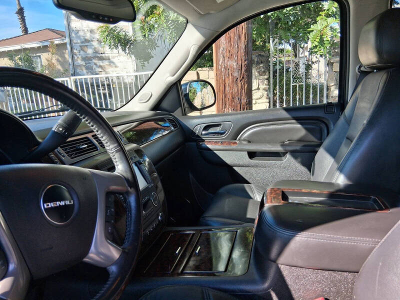 2014 GMC Yukon XL Denali