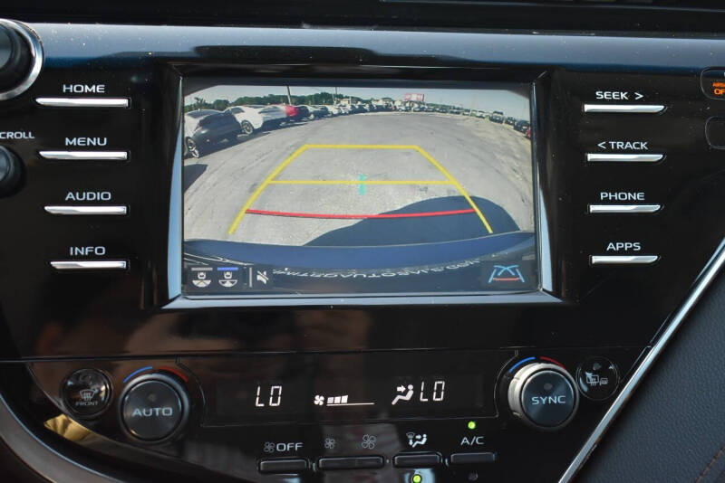 2018 Toyota Camry Hybrid XLE