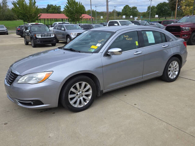 2014 Chrysler 200 for sale at Dave Warren Used Car Super Center in Westfield, NY