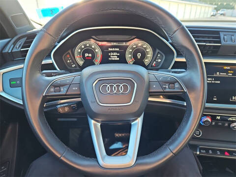 2023 Audi Q3 quattro S line Prem Plus 45 TFSI