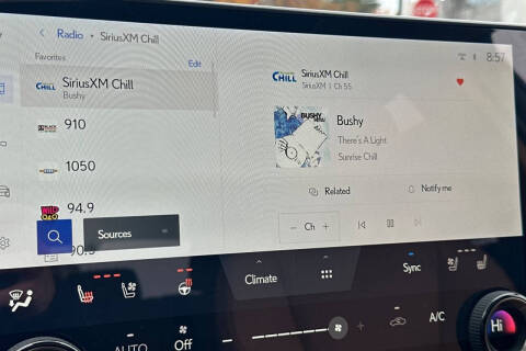 2026 Lexus NX 450h+ Luxury