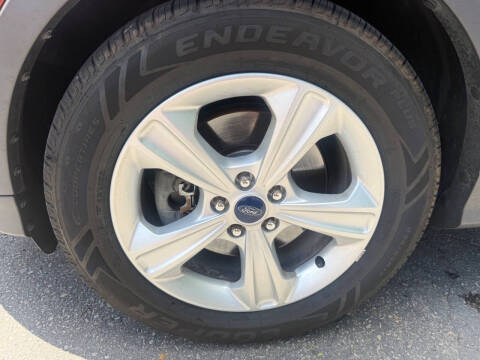 2016 Ford Escape SE
