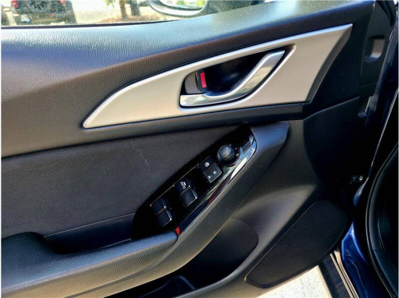 2017 Mazda MAZDA3 Sport