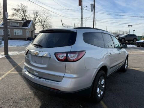 2016 Chevrolet Traverse LS
