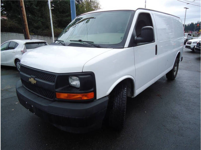 2017 Chevrolet Express 2500