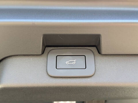 2024 Land Rover Discovery P360 Metropolitan