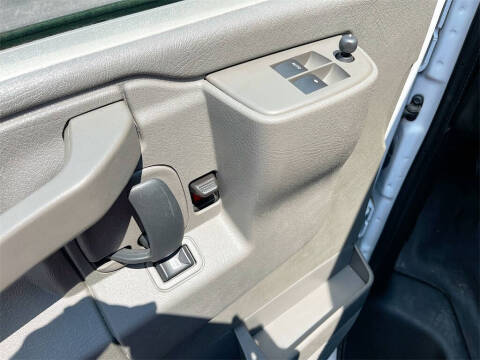 2024 Chevrolet Express 2500