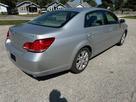2010 Toyota Avalon XL