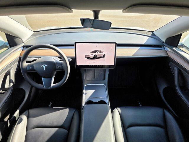 2023 Tesla Model Y Long Range