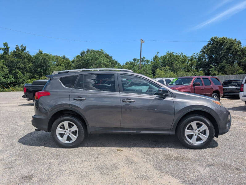 2013 Toyota RAV4 LE