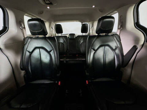 2018 Chrysler Pacifica Touring L