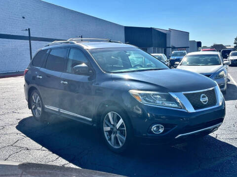 2016 Nissan Pathfinder SV