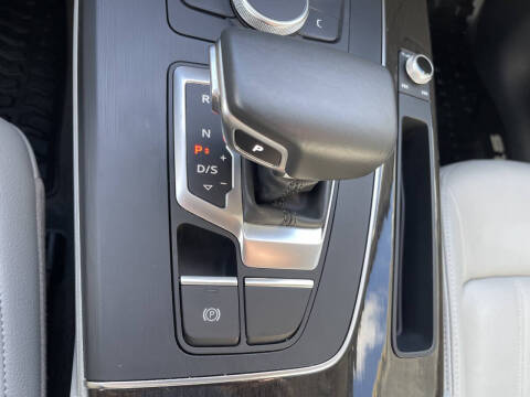 2019 Audi Q5 quattro Premium 45 TFSI