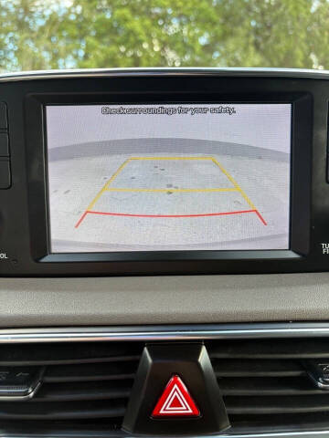 2019 Hyundai Santa Fe SE 2.4L