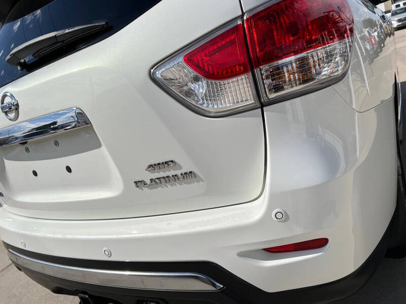 2013 Nissan Pathfinder Platinum