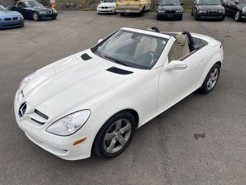 2006 Mercedes-Benz SLK for sale at Queen City Classics in West Chester OH