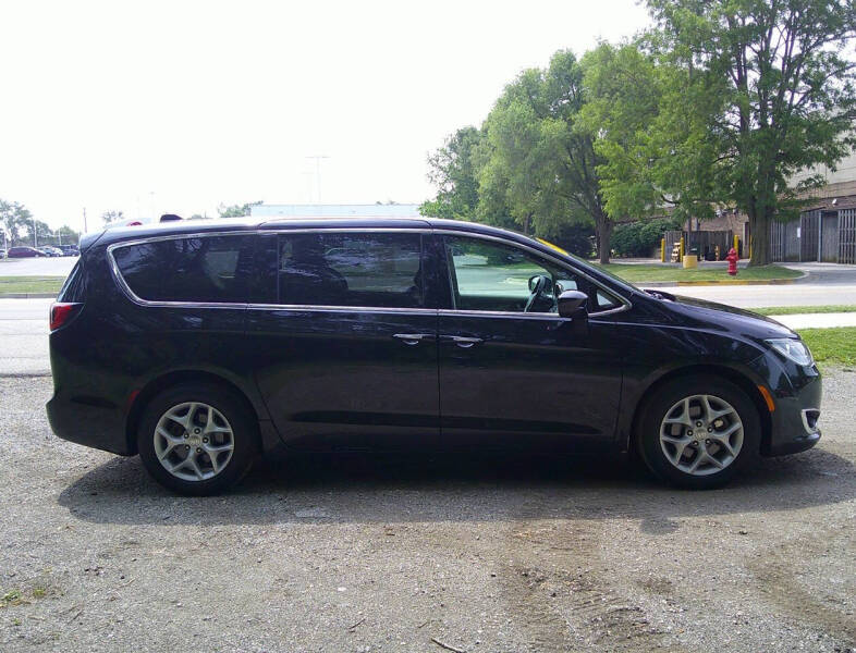 2018 Chrysler Pacifica Touring Plus