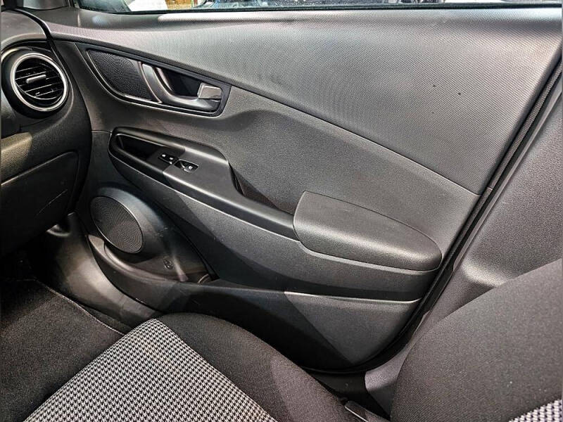 2021 Hyundai Kona SEL Plus