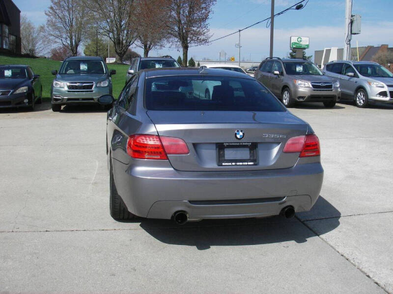 2011 BMW 3 Series 335is - Photo 8