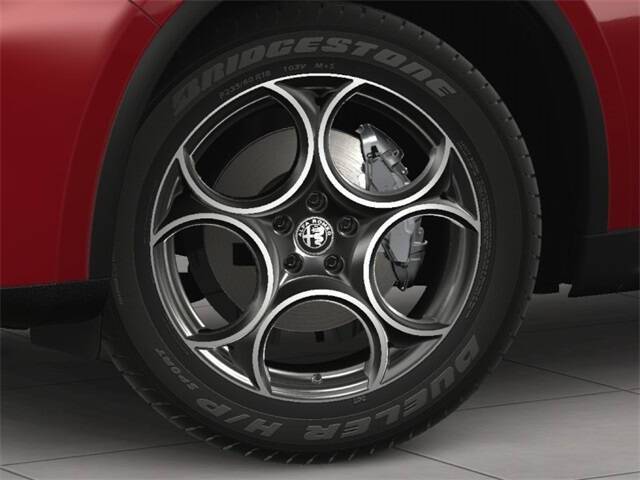 2025 Alfa Romeo Stelvio Intensa